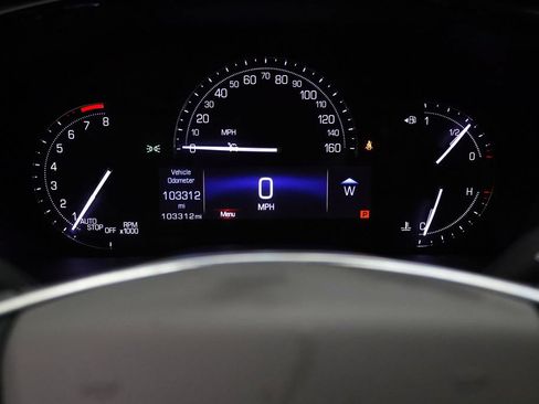 Used 2017 Cadillac XT5 Luxury w/ Driver Awareness Package AWD/4WD image 3