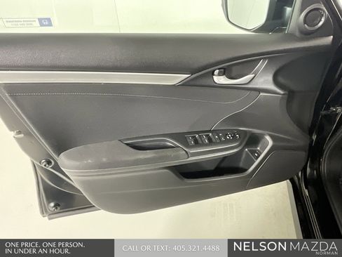 Used 2016 Honda Civic EX image 17