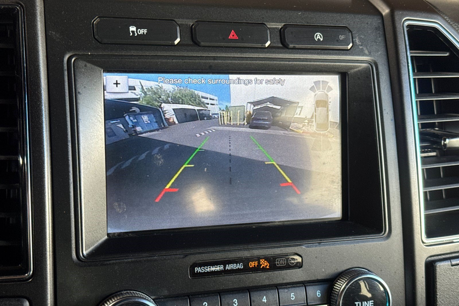 Used 2019 Ford Expedition Max Limited RWD image 20