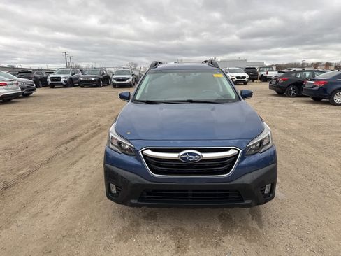 Used 2021 Subaru Outback Premium image 10