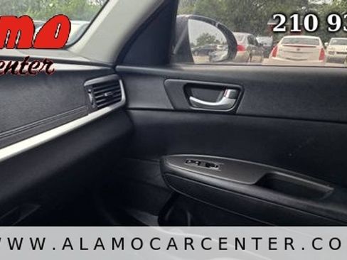 Used 2019 Kia Optima LX FWD image 38