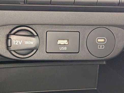 New 2026 Hyundai Elantra Sport FWD image 33