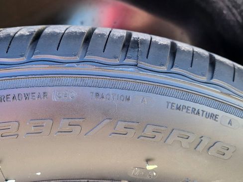 Used 2013 Ford Taurus SEL image 12