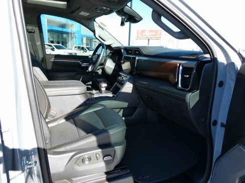 Certified 2025 GMC Sierra 1500 Denali w/ Denali Reserve Package image 17