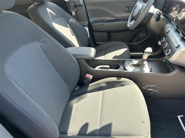 New 2027 Hyundai Kona SE FWD image 25