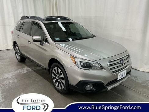Used 2017 Subaru Outback 2.5i Limited AWD/4WD image 1