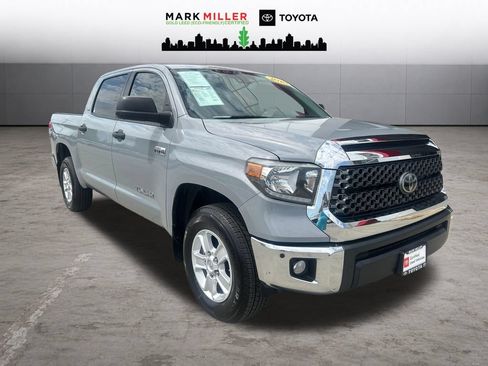 Certified 2020 Toyota Tundra SR5 w/ SR5 Convenience Package AWD/4WD image 8