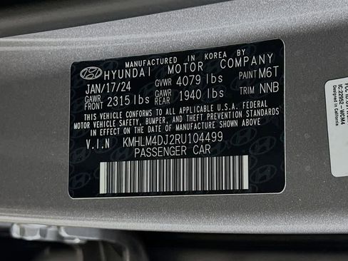 Used 2024 Hyundai Elantra Blue FWD image 22