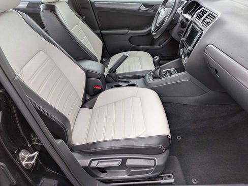 Used 2016 Volkswagen Jetta Sport image 20