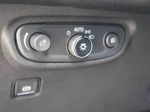 Used 2020 GMC Terrain SLT w/ Preferred Package FWD image 23
