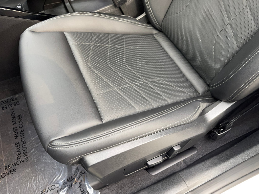 Used 2025 BMW X2 xDrive28i AWD/4WD image 30