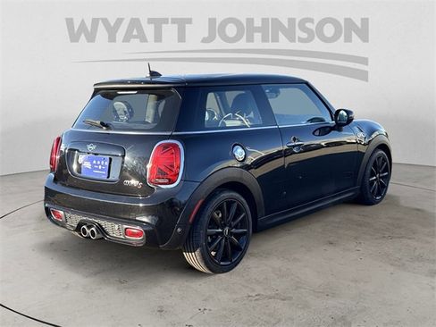 Used 2020 MINI Cooper S image 5