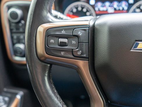 Used 2019 Chevrolet Silverado 1500 High Country w/ Technology Package image 22