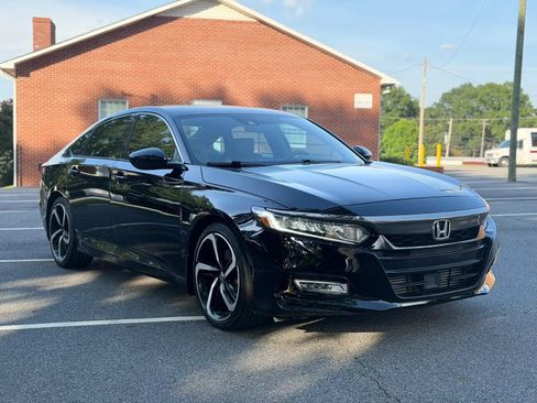 Used 2019 Honda Accord Sport image 8