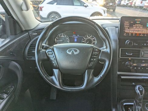 Used 2024 INFINITI QX80 Luxe image 16