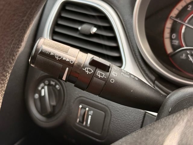 Used 2018 Dodge Journey SE w/ Blacktop Package FWD image 30