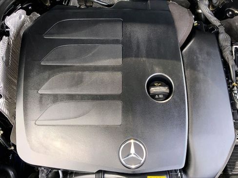 Used 2022 Mercedes-Benz GLC 300 image 31