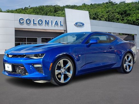 Used 2018 Chevrolet Camaro SS image 3