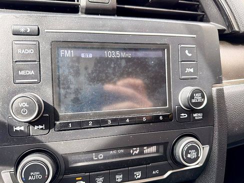 Used 2020 Honda Civic LX image 11