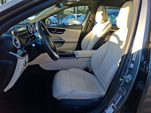 Used 2022 Mercedes-Benz C 300 C 300 image 9