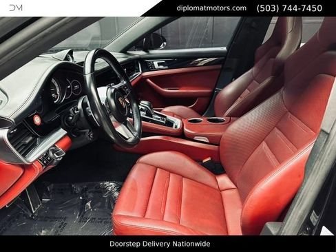 Used 2018 Porsche Panamera 4S AWD/4WD image 17
