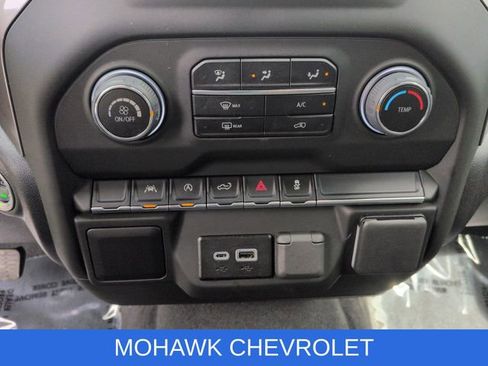 Used 2025 Chevrolet Silverado 1500 Custom AWD/4WD image 19