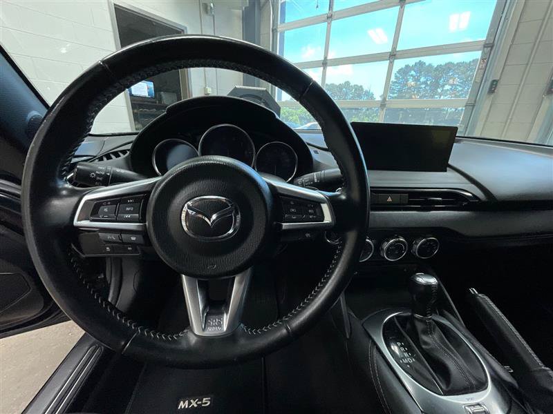 Used 2024 MAZDA MX-5 Miata RF Grand Touring RWD image 14
