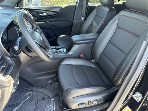 Used 2024 Chevrolet Equinox RS w/ RS Leather Package image 22