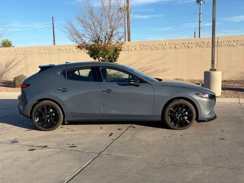 Used 2024 MAZDA MAZDA3 Hatchback w/Premium Plus Pkg image 3