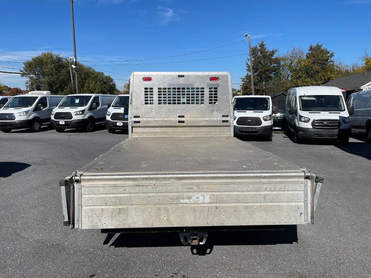 Used 2018 Ford Transit 250 138 RWD image 31