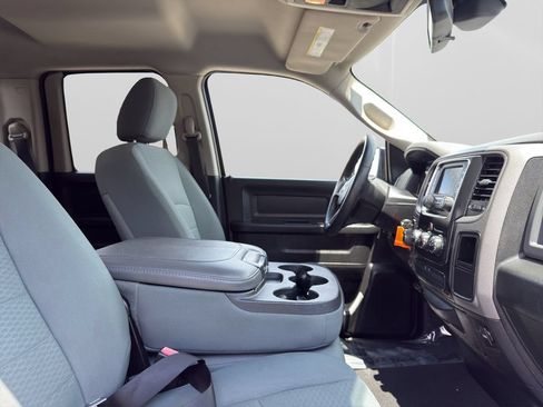 Used 2015 RAM 1500 Express AWD/4WD image 18