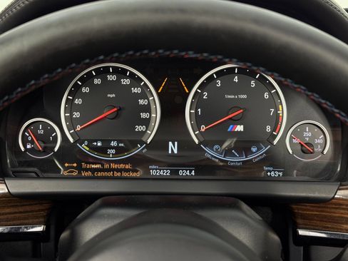Used 2017 BMW M6 Convertible image 19