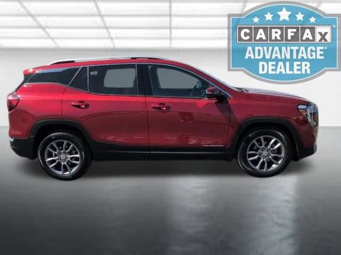 Used 2022 GMC Terrain SLT w/ Infotainment Package II image 34