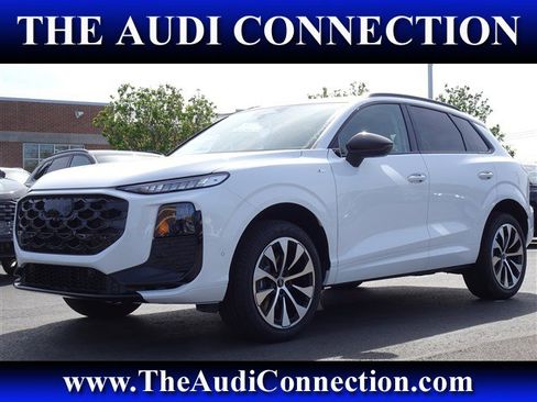 New 2026 Audi Q3 quattro 2.0T AWD/4WD image 1