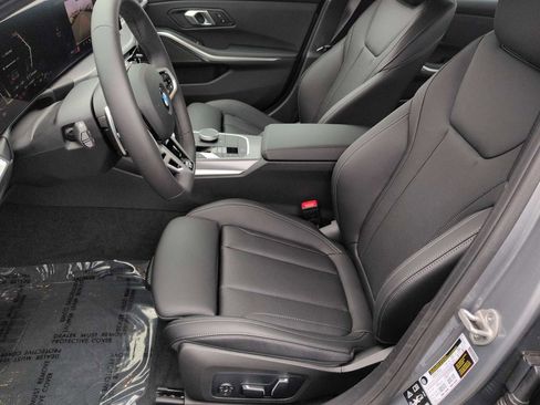 Used 2026 BMW 330i xDrive Sedan w/ M Sport Package image 17