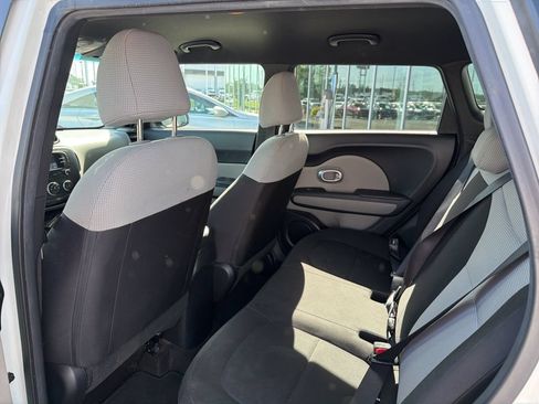 Used 2017 Kia Soul w/ Convenience Package FWD image 27