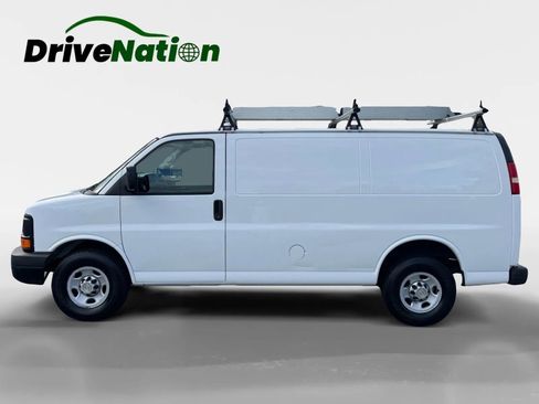 Used 2012 Chevrolet Express 2500 image 8