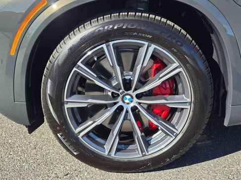 New 2026 BMW X5 xDrive50e w/ Executive Package AWD/4WD image 8