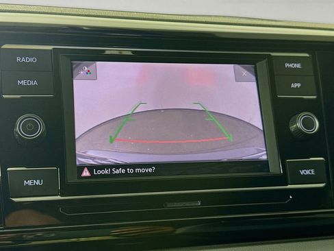 Used 2024 Volkswagen Taos S FWD image 15