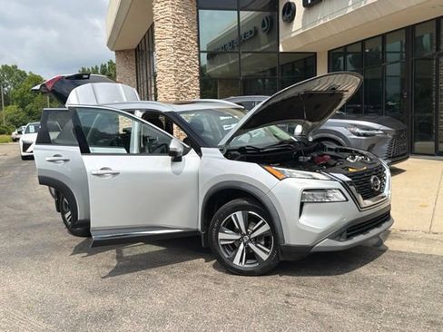 Used 2021 Nissan Rogue SL FWD image 10