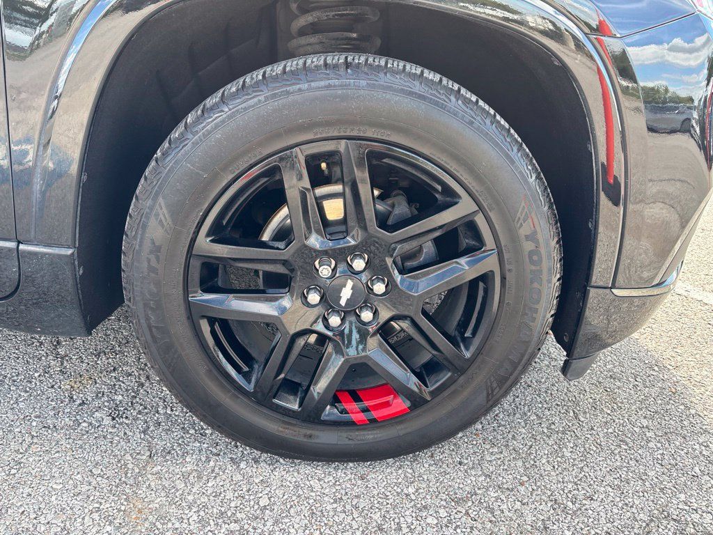 Used 2018 Chevrolet Traverse Premier w/ Redline Edition AWD/4WD image 10