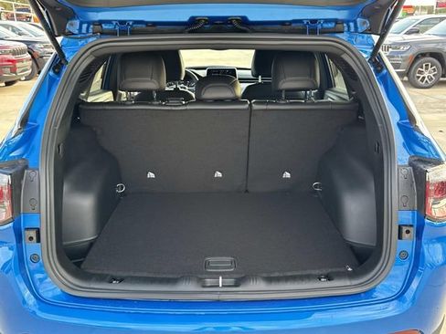 New 2026 Jeep Compass Latitude image 7