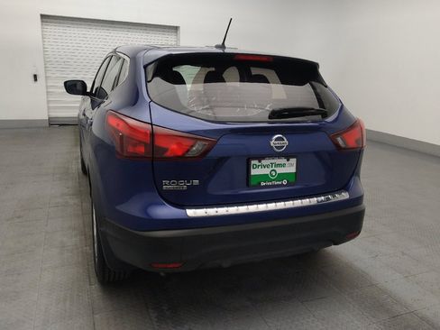 Used 2018 Nissan Rogue Sport S w/ S Appearance Package FWD image 6