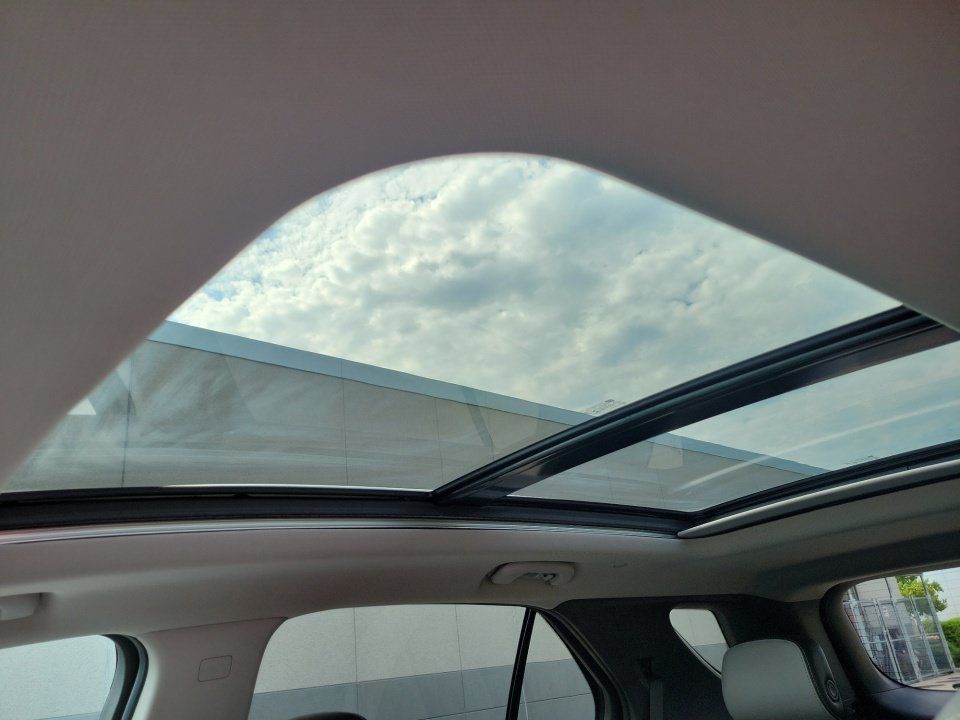 Used 2019 Chevrolet Equinox Premier FWD image 25