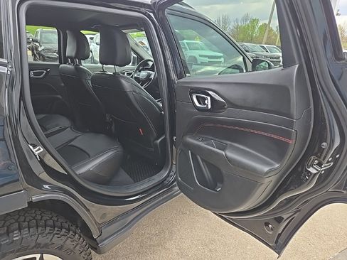 Used 2024 Jeep Compass Trailhawk image 78