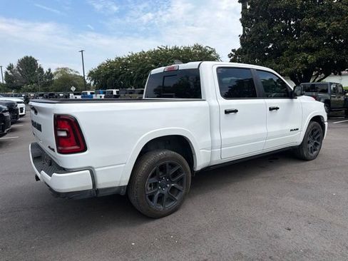 Used 2025 RAM 1500 Laramie w/ Night Edition AWD/4WD image 4