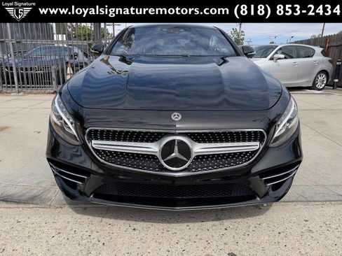 Used 2019 Mercedes-Benz S 560 4MATIC Coupe w/ AMG Line Exterior image 2