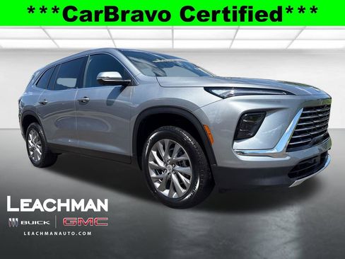 Used 2026 Buick Enclave Preferred AWD/4WD image 1