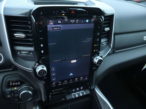 New 2026 RAM 1500 4x4 Crew Cab image 9