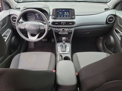 Used 2018 Hyundai Kona SEL image 12